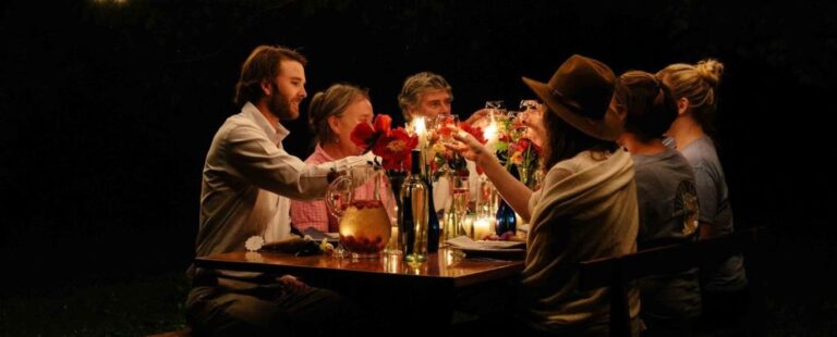 Nëse je rritur në një familje të rreptë, do e gjesh veten në këto 8 situata të pakëndshme