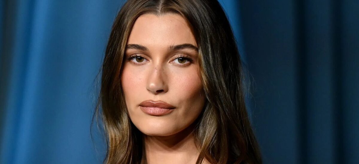 Pavarësisht suksesit, Hailey Bieber rrëfen pengun e saj: "Do doja të kisha përfunduar gjimnazin"